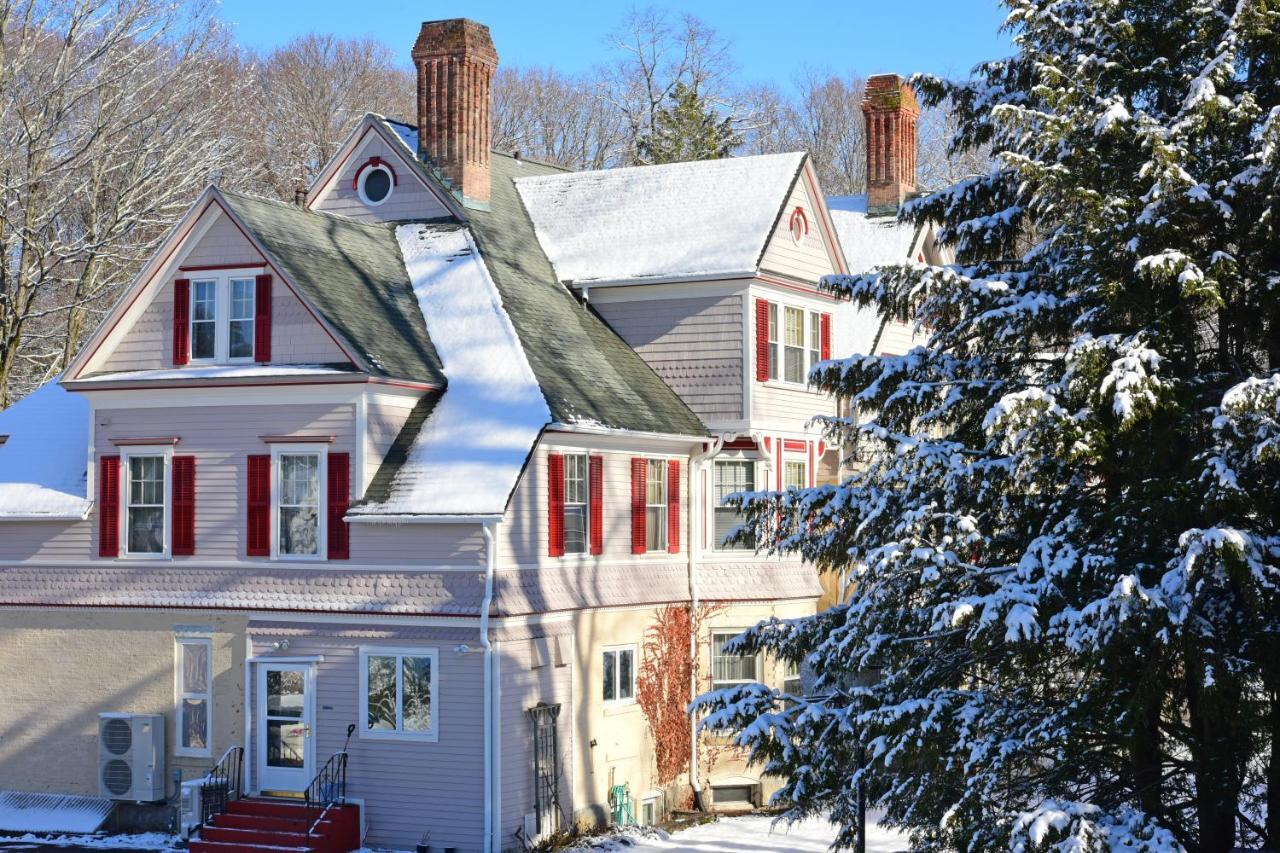 Wainwright Inn Great Barrington Exterior photo