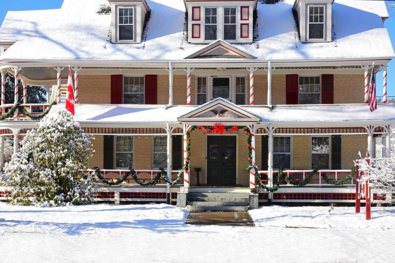Wainwright Inn Great Barrington Exterior photo